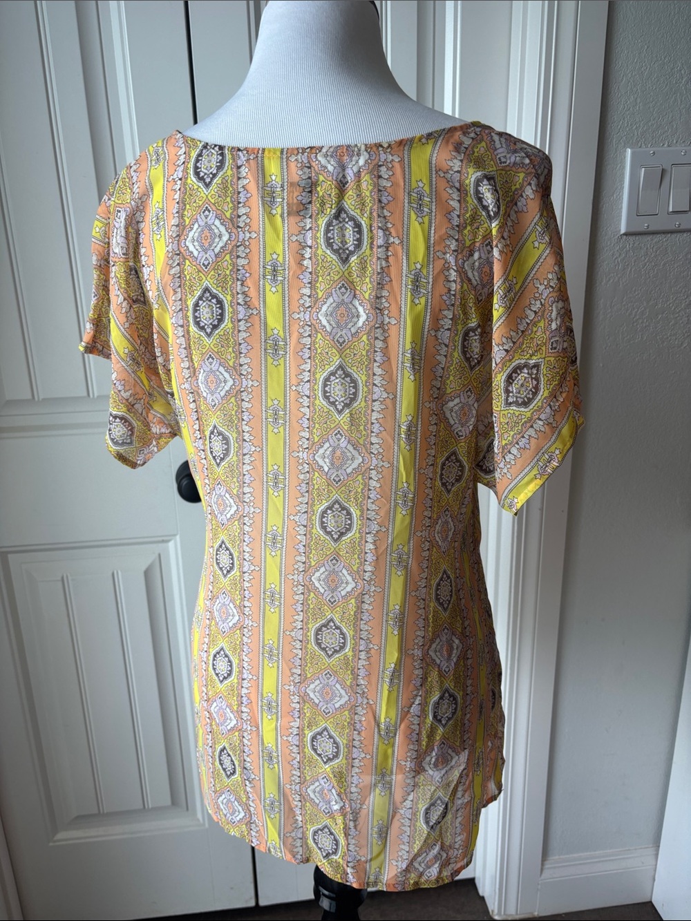 SHOW ME YOUR MUMU Boho Paisley Top in Peach, Yellow - Picture 3 of 7